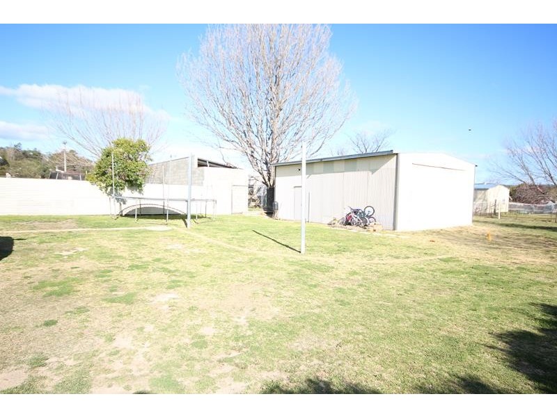 81 Folkestone Street, Stanthorpe QLD 4380