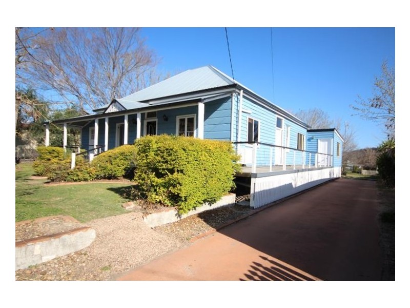 81 Folkestone Street, Stanthorpe QLD 4380