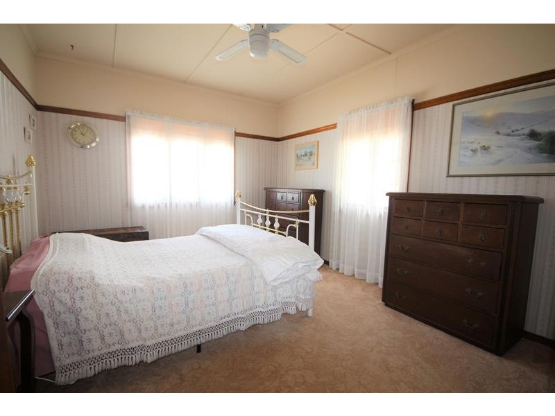 2 Hardy Street, Stanthorpe QLD 4380