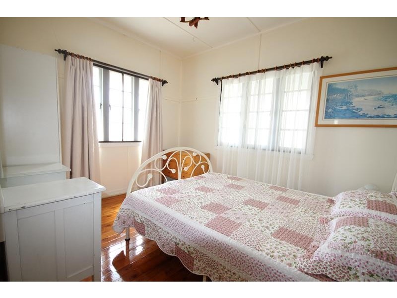 2 Hardy Street, Stanthorpe QLD 4380