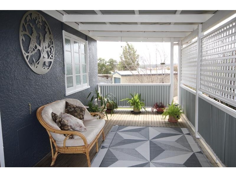 2 Hardy Street, Stanthorpe QLD 4380