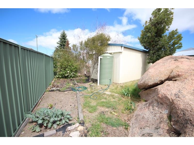 2 Hardy Street, Stanthorpe QLD 4380