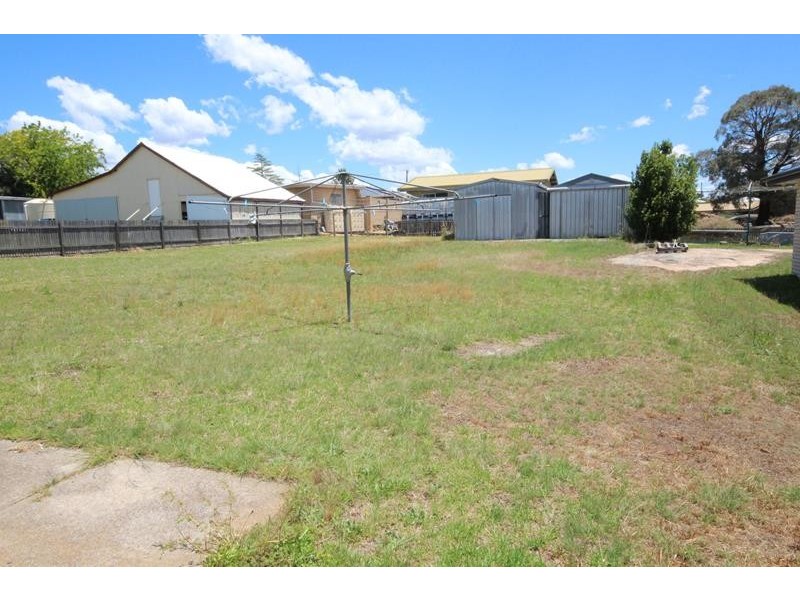 6 Kilpa Street, Stanthorpe QLD 4380