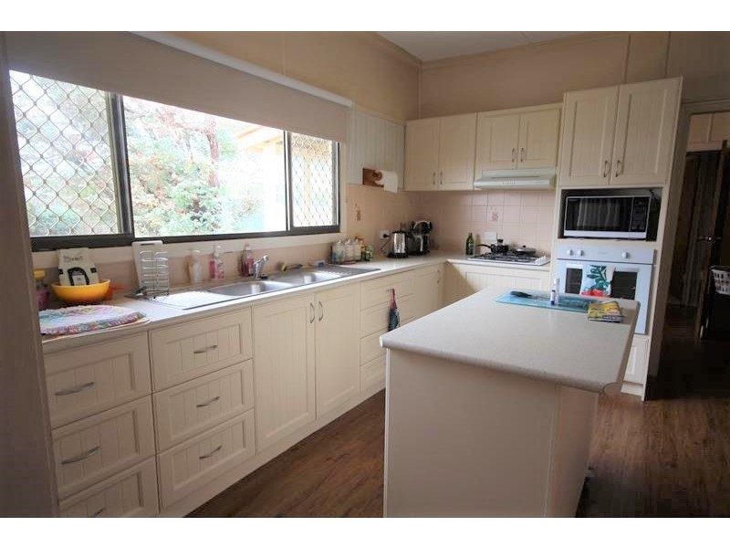 59 Railway Street, Stanthorpe QLD 4380