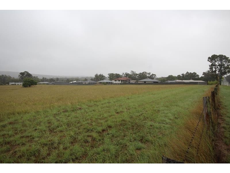6 High Street, Stanthorpe QLD 4380