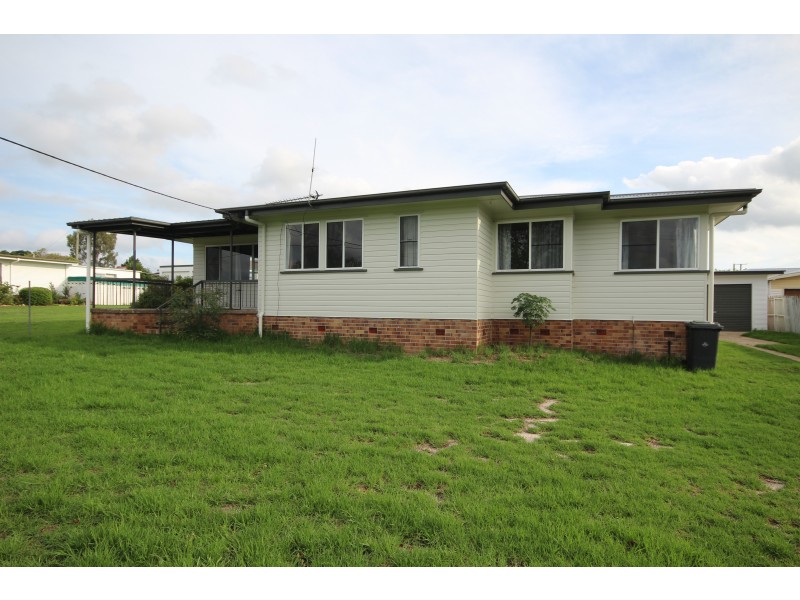 85 Railway Street, Stanthorpe QLD 4380