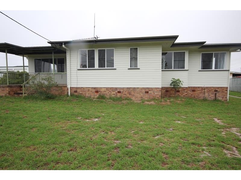 85 Railway Street, Stanthorpe QLD 4380