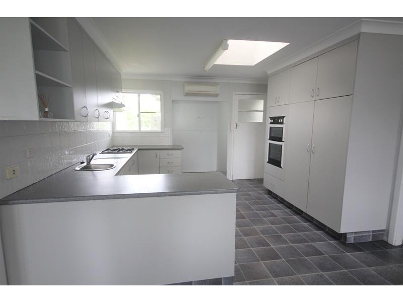 85 Railway Street, Stanthorpe QLD 4380