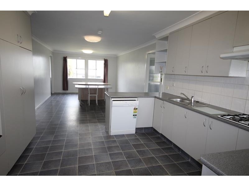 85 Railway Street, Stanthorpe QLD 4380