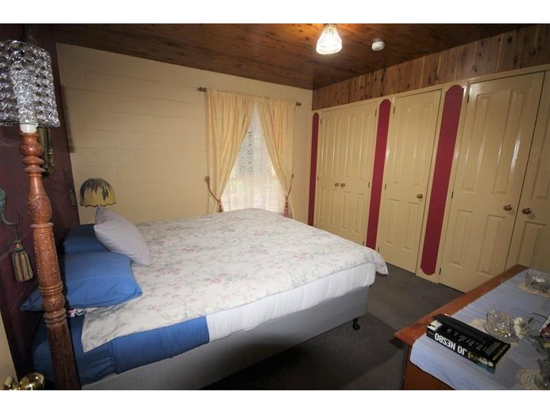 332 Townsend Road, Glen Aplin QLD 4381