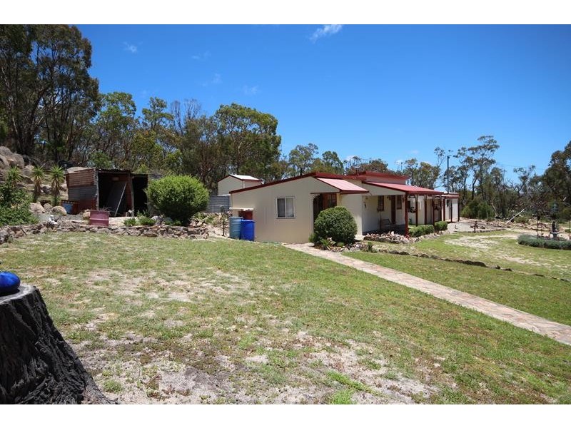 332 Townsend Road, Glen Aplin QLD 4381
