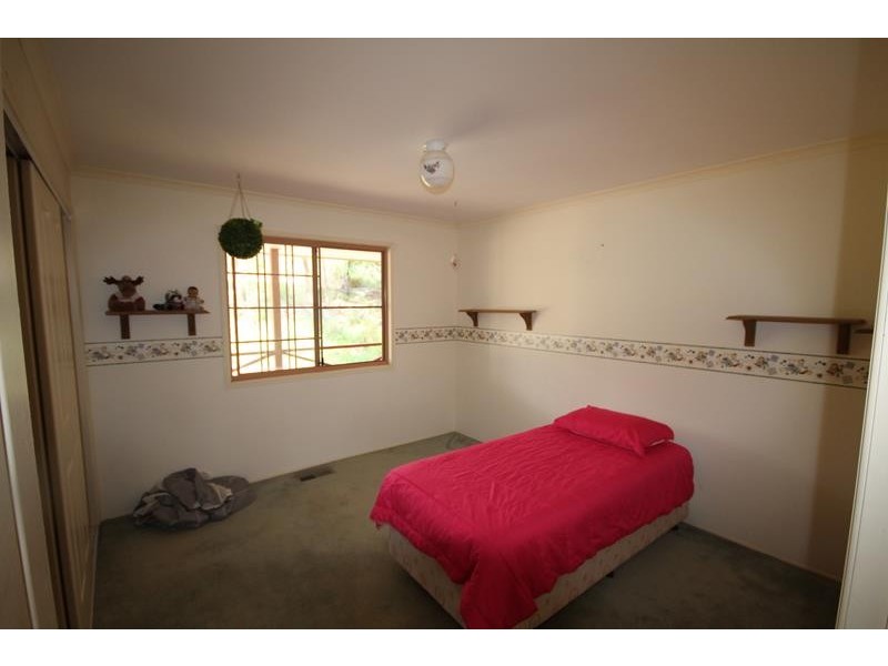 6 Pioneers Parade, Stanthorpe QLD 4380