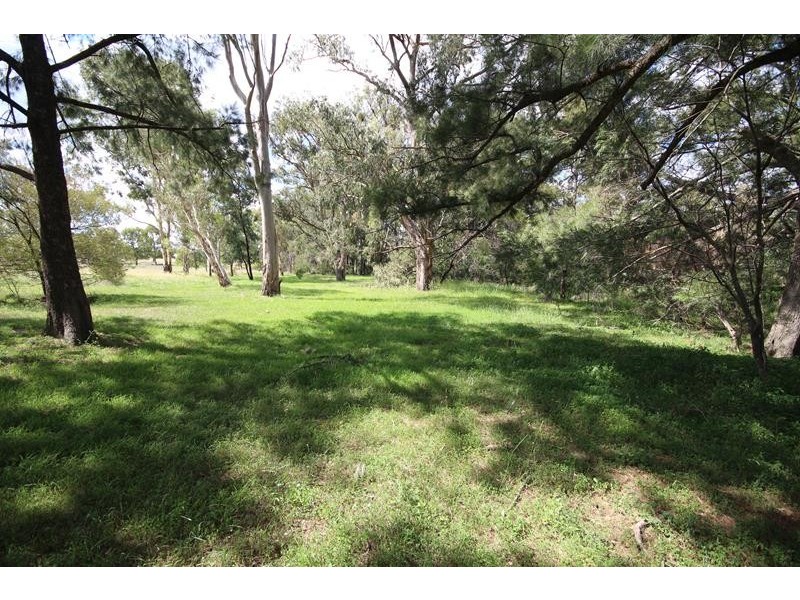 2473 Pyramids Road, Wyberba QLD 4382