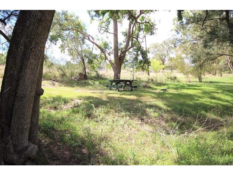 2473 Pyramids Road, Wyberba QLD 4382