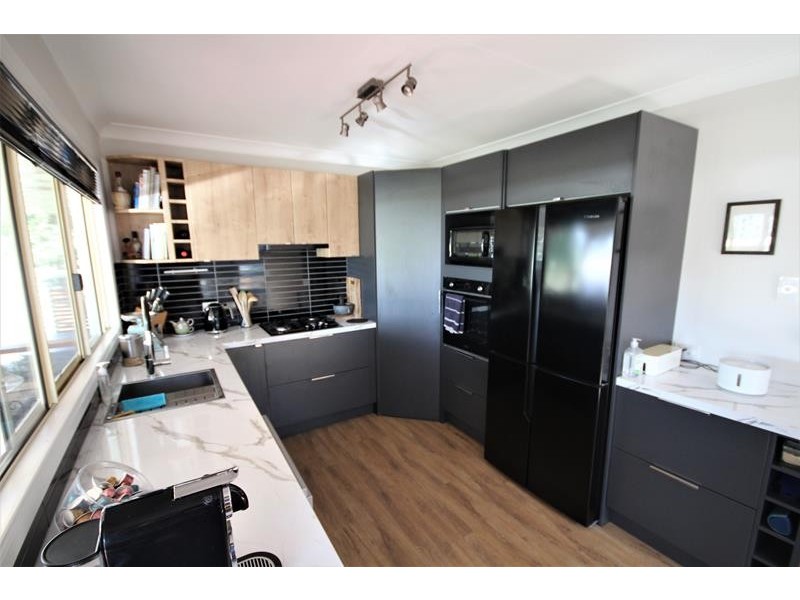 14 Greer Street, Stanthorpe QLD 4380