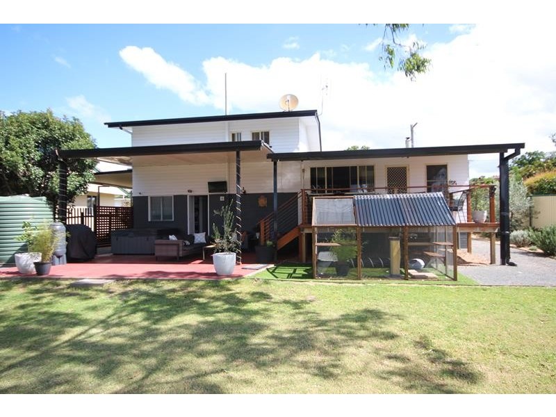 14 Greer Street, Stanthorpe QLD 4380
