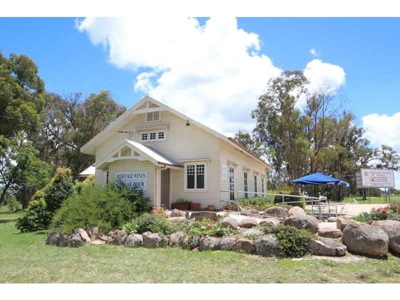 9 Watson Road, Thulimbah QLD 4376
