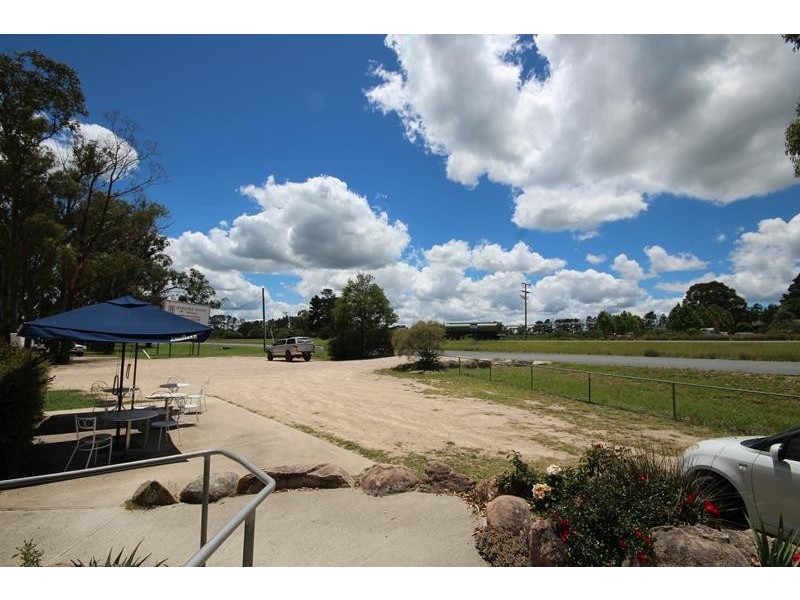 9 Watson Road, Thulimbah QLD 4376