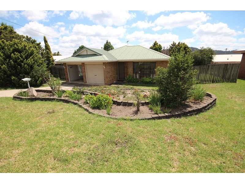 12 Wattle Court, Stanthorpe QLD 4380