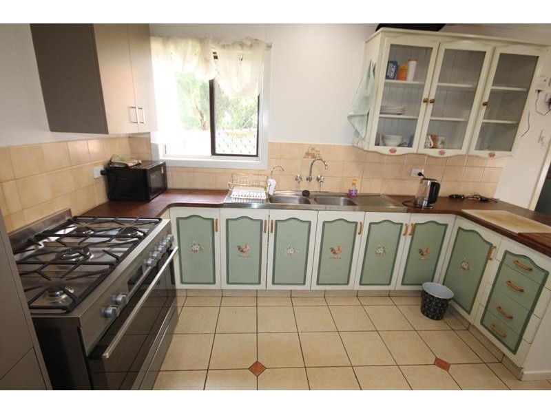 211 Granite Belt Drive, Thulimbah QLD 4376