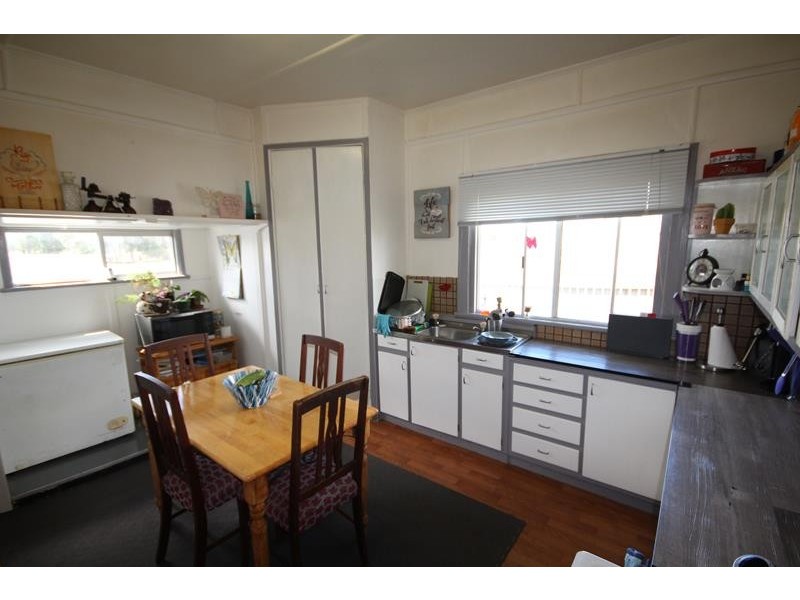 18 Ann Street, Applethorpe QLD 4378