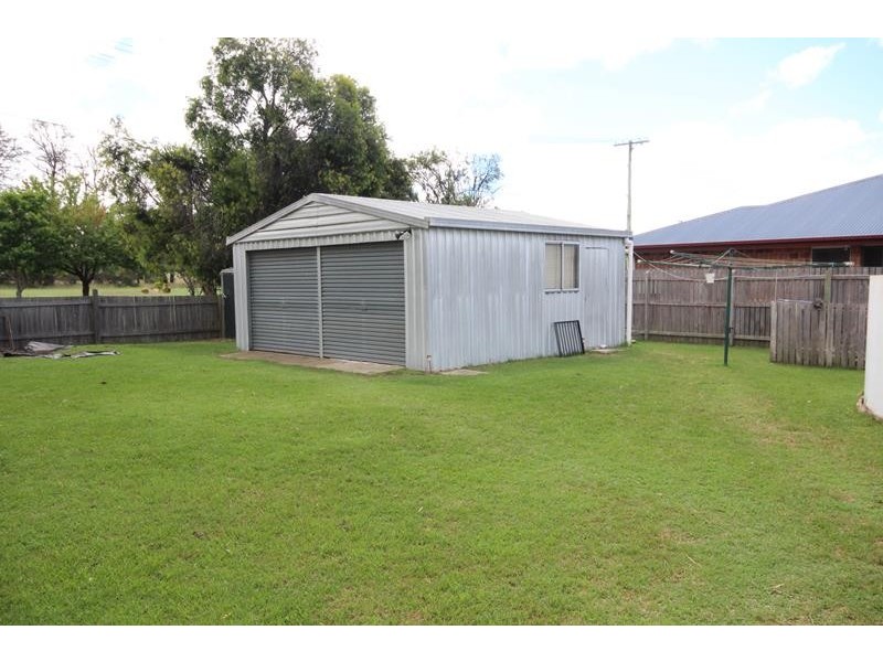 18 Ann Street, Applethorpe QLD 4378