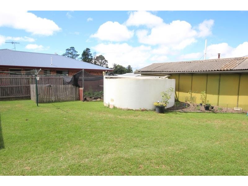 18 Ann Street, Applethorpe QLD 4378
