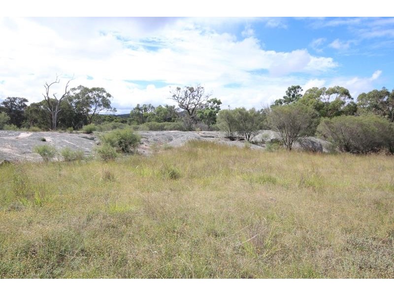 162 Jollys Falls Road, The Summit QLD 4377