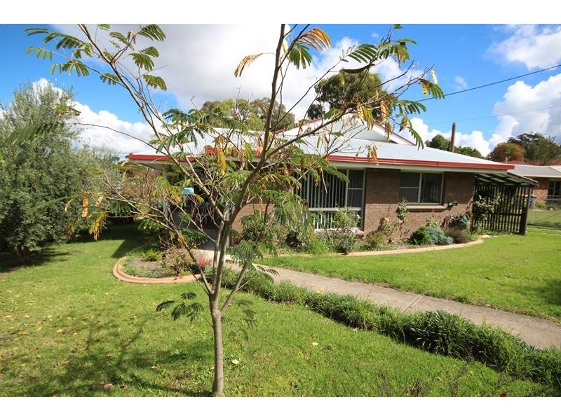 53 Hoult Street, Stanthorpe QLD 4380