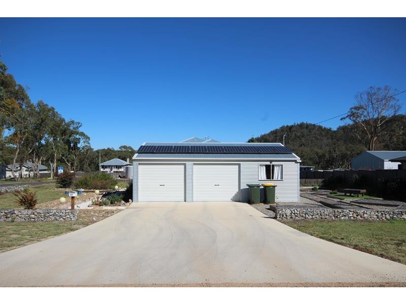37 Walters Road, Glen Aplin QLD 4381