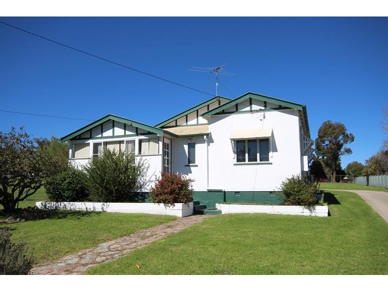 15 Connor Street, Stanthorpe QLD 4380