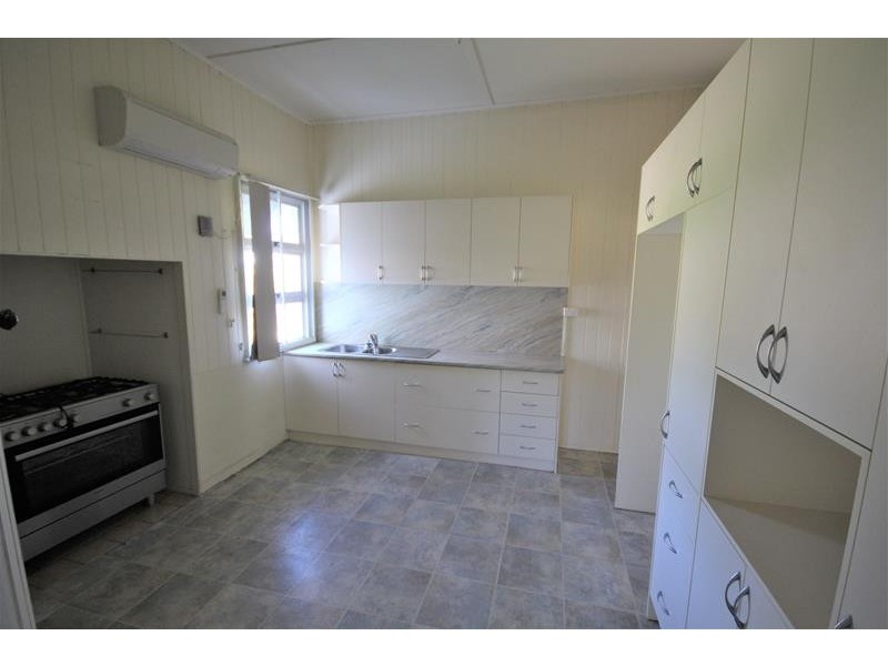 15 Connor Street, Stanthorpe QLD 4380