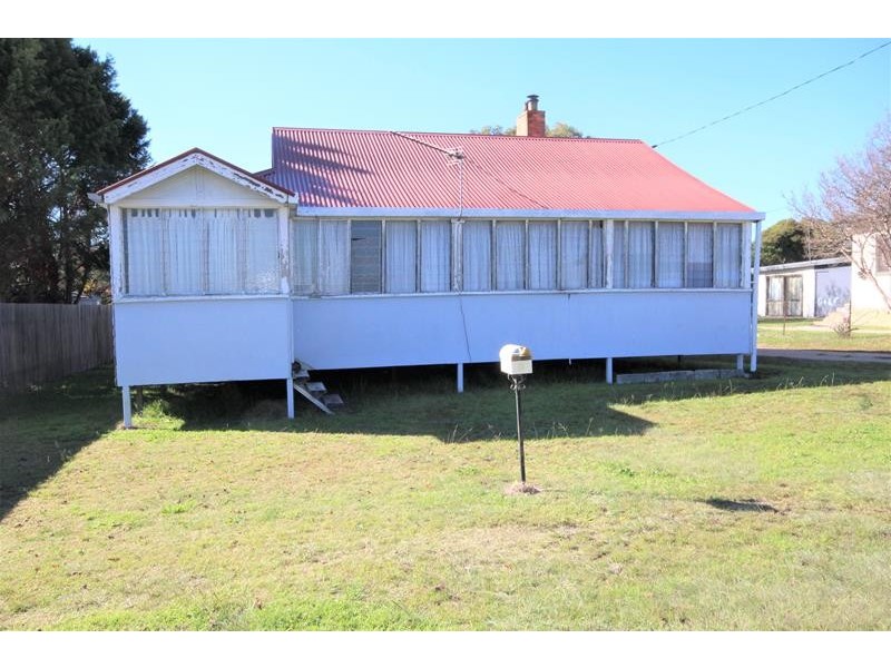 1 Symes Street, Stanthorpe QLD 4380