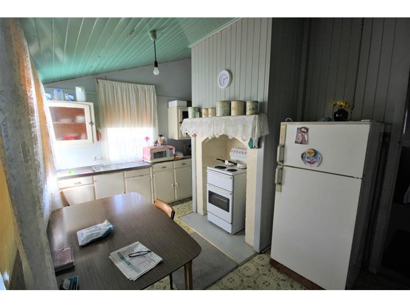 1 Symes Street, Stanthorpe QLD 4380