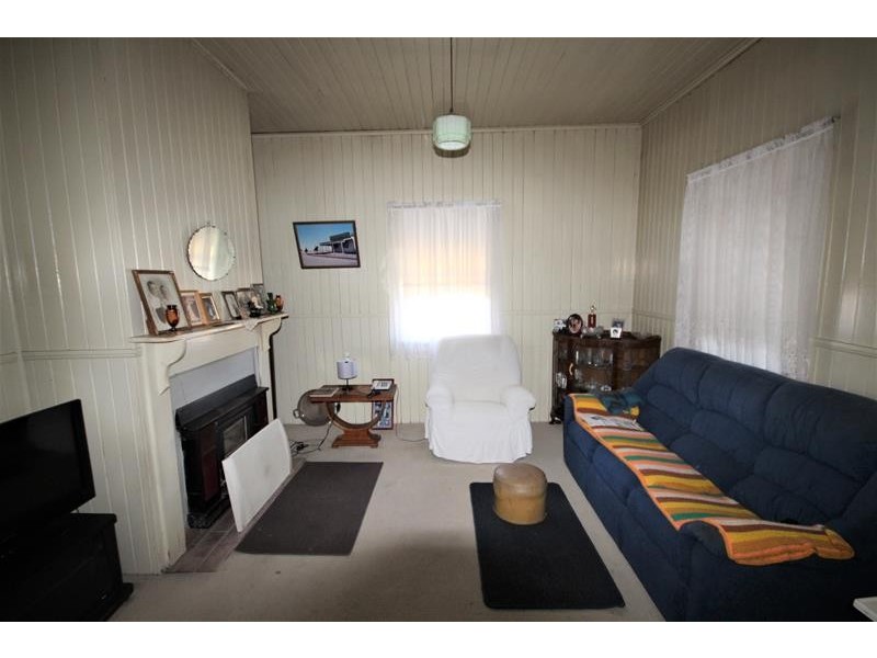 1 Symes Street, Stanthorpe QLD 4380