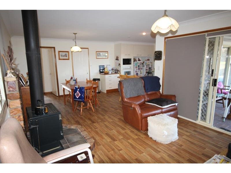 553 Donnelly’s Castle Road, Pozieres QLD 4352