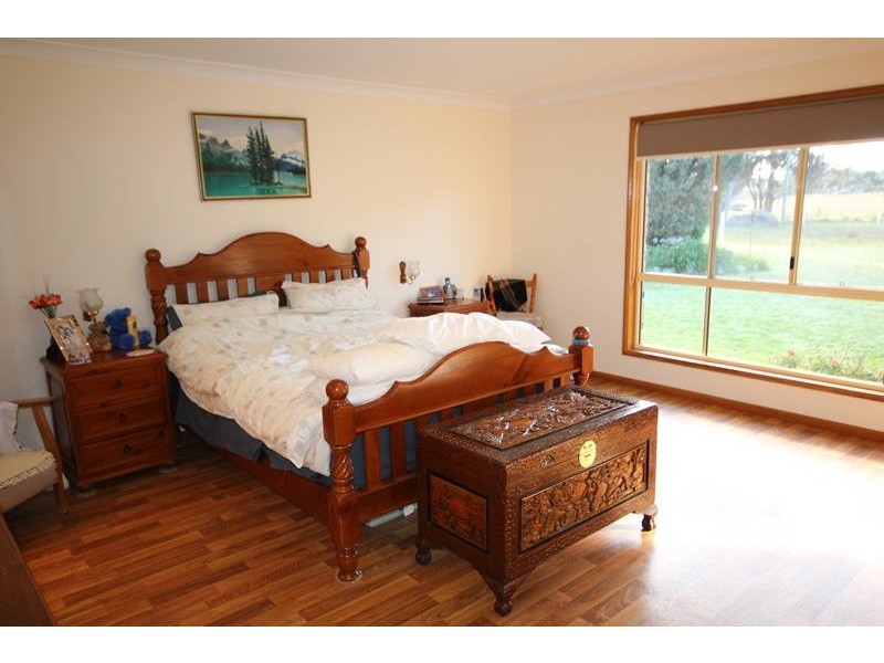 553 Donnelly’s Castle Road, Pozieres QLD 4352