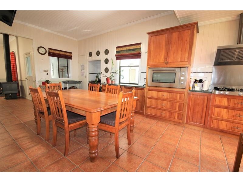 145 Kelly Road, Applethorpe QLD 4378