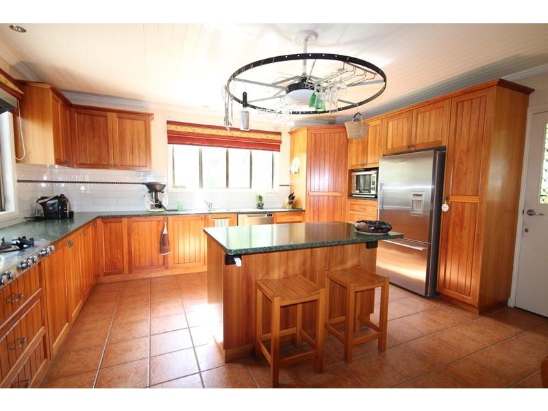 145 Kelly Road, Applethorpe QLD 4378