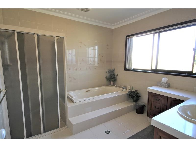 2 High Street, Stanthorpe QLD 4380