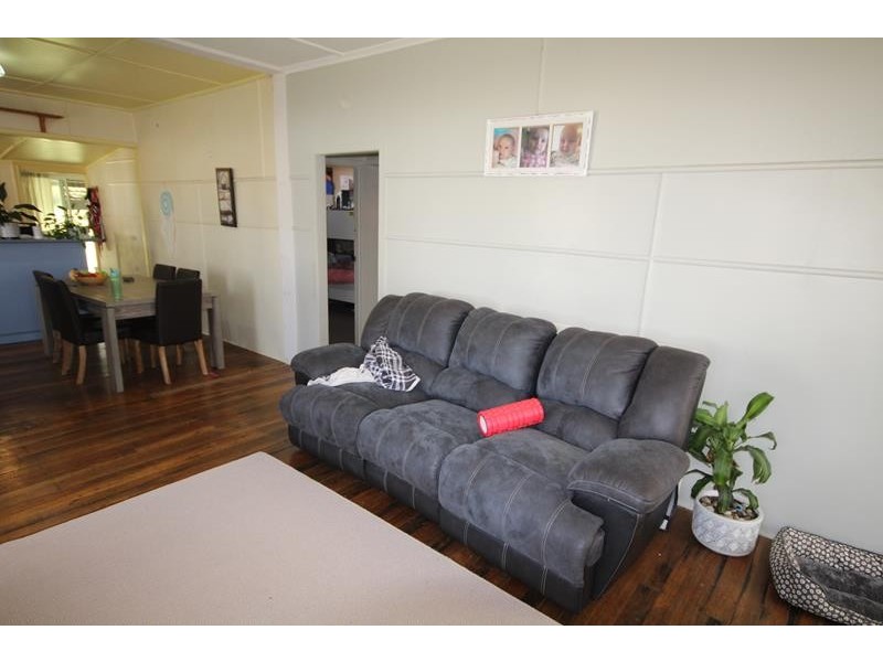 32 Symes Street, Stanthorpe QLD 4380