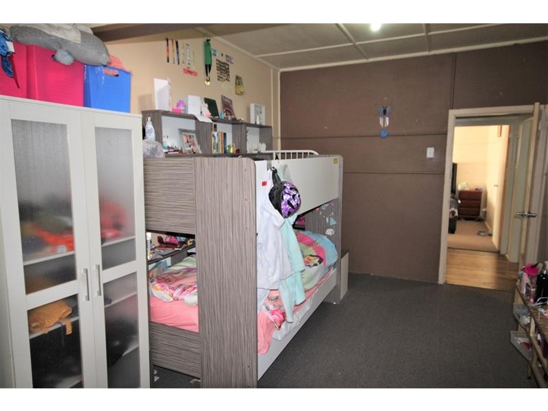 32 Symes Street, Stanthorpe QLD 4380