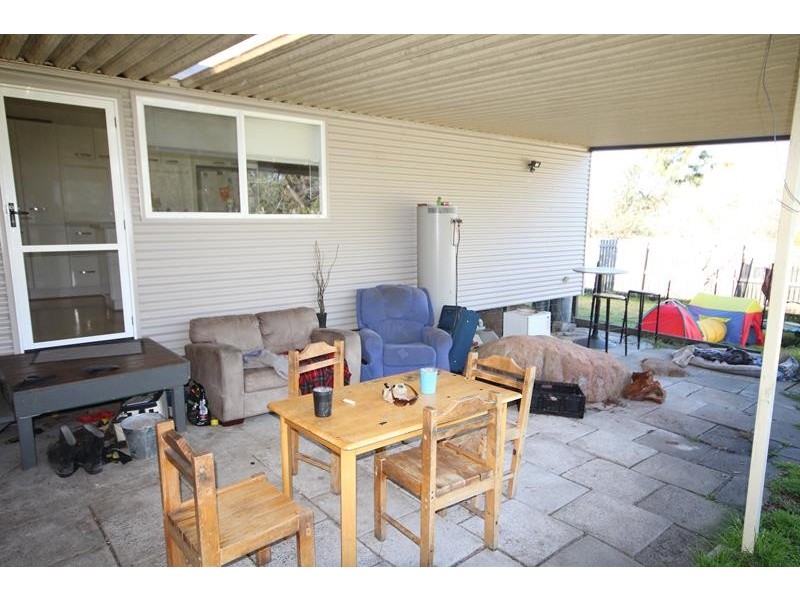 16 White Street, Stanthorpe QLD 4380