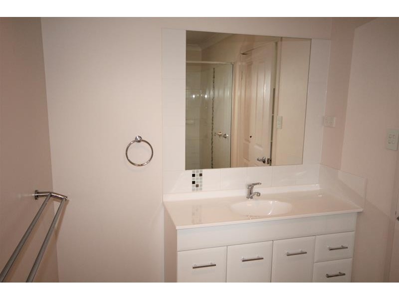 22/21 Wolfram, Stanthorpe QLD 4380