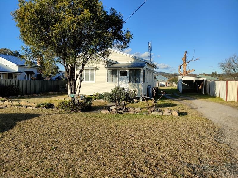 13 Lane Street, Stanthorpe QLD 4380