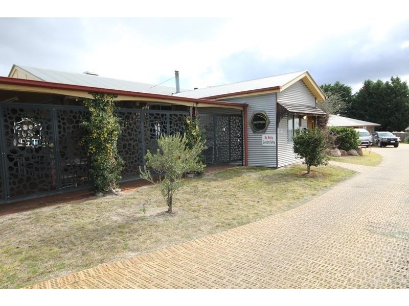 80 High Street, Stanthorpe QLD 4380
