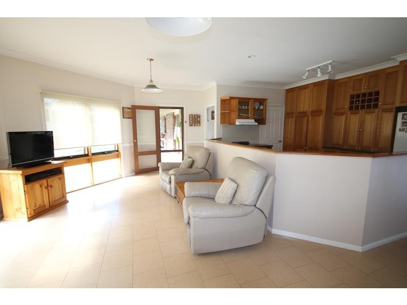 261 Spring Creek Road, Greenlands QLD 4380