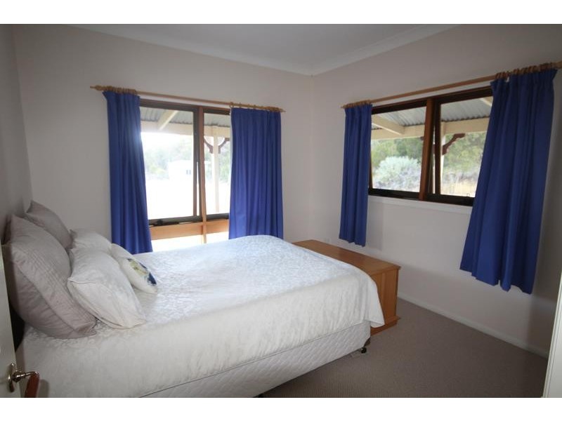 261 Spring Creek Road, Greenlands QLD 4380