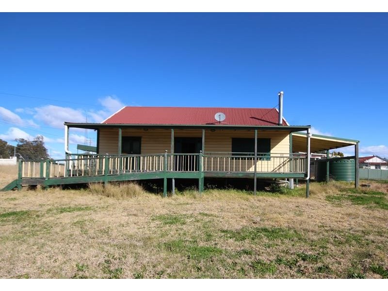 105 Granite Belt Drive, The Summit QLD 4377