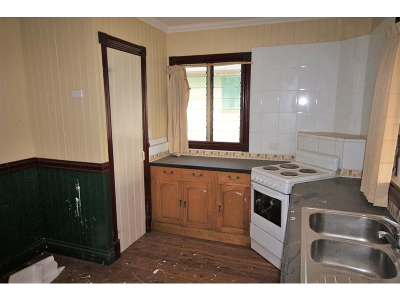 105 Granite Belt Drive, The Summit QLD 4377